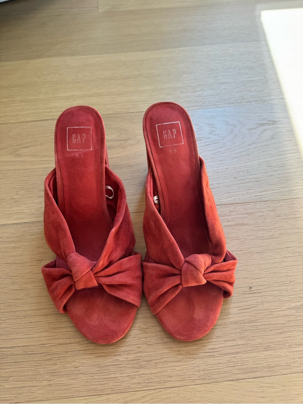 GAP Women's Rust Red Knotted Suede Slide Heels